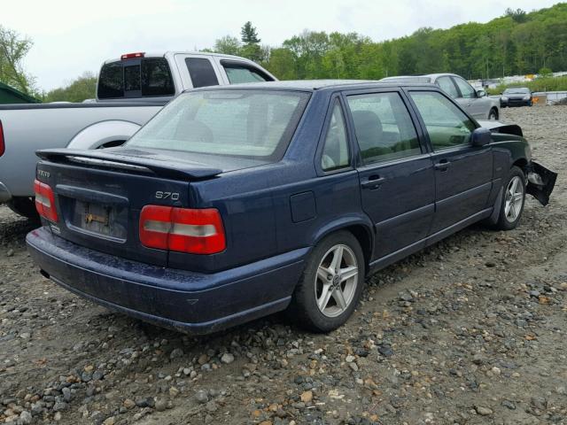 YV1LS5570W2551451 - 1998 VOLVO S70 BLUE photo 4