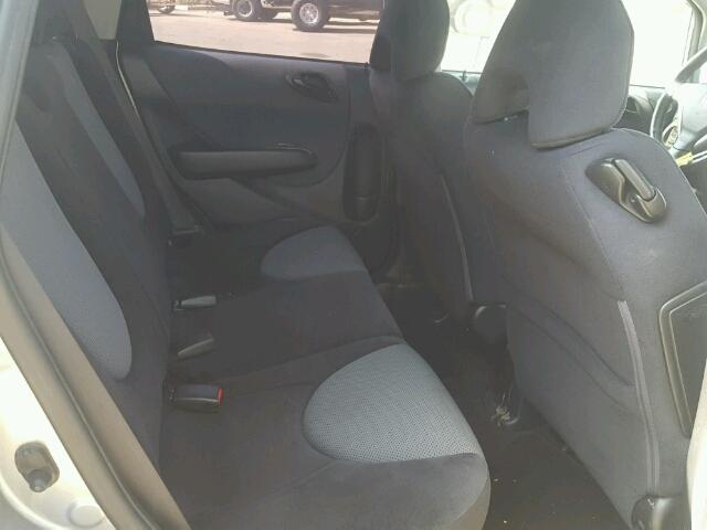 JHMGD38687S062885 - 2007 HONDA FIT S ვერცხლისფერი ფოტო 6