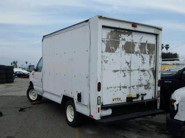 1FDSE35L92HA92921 - 2002 FORD MARINE LOT WHITE photo 3