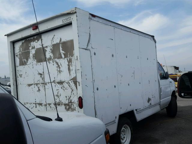 1FDSE35L92HA92921 - 2002 FORD MARINE LOT WHITE photo 4