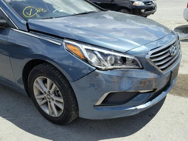 5NPE24AF0GH260373 - 2016 HYUNDAI SONATA BLUE photo 9