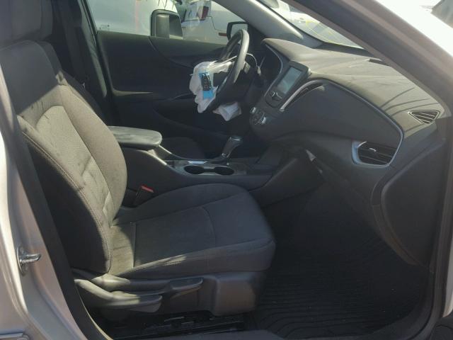 1G1ZB5ST0HF251303 - 2017 CHEVROLET MALIBU LS 银色 照片 5