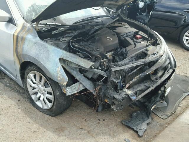 1N4AL3AP2FC249406 - 2015 NISSAN ALTIMA 2.5 SILVER photo 9