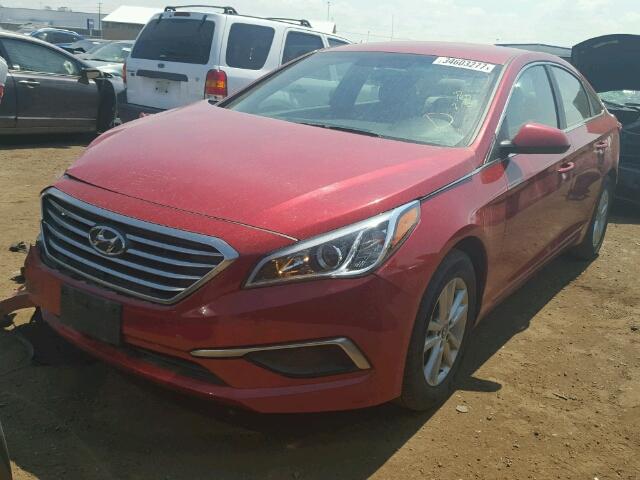 5NPE24AF2HH475139 - 2017 HYUNDAI SONATA SE RED photo 2