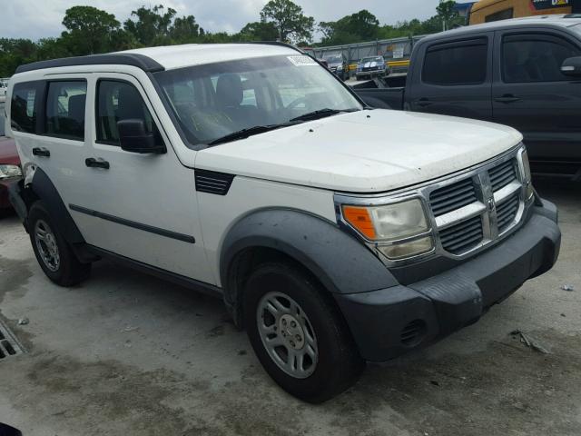 1D8GU28K18W185416 - 2008 DODGE NITRO SXT WHITE photo 1