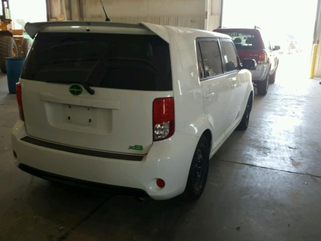 JTLZE4FEXDJ030663 - 2013 TOYOTA SCION XB Weiß Foto 4