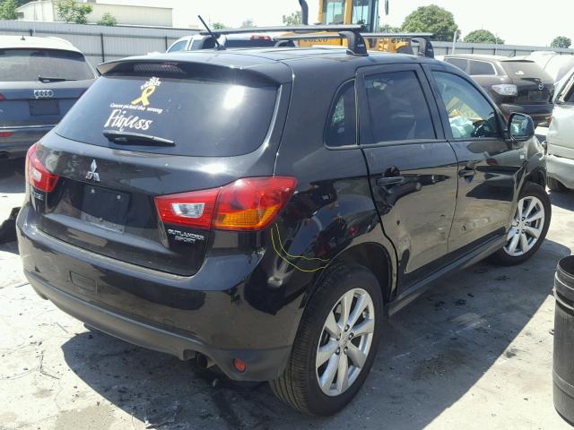 4A4AP3AU5FE034085 - 2015 MITSUBISHI OUTLANDER BLACK photo 4