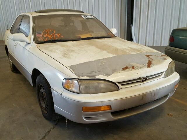 4T1SK12E6SU581769 - 1995 TOYOTA CAMRY LE თეთრი ფოტო 1