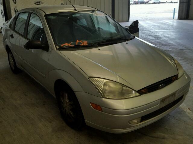 1FAFP34301W331323 - 2001 FORD FOCUS SE SILVER photo 1