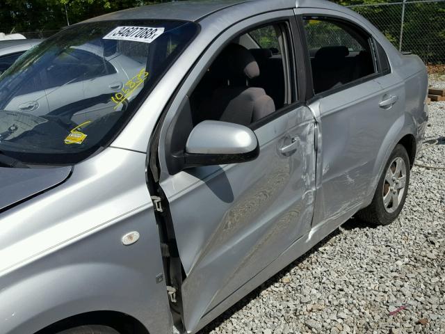 KL1TD56618B278729 - 2008 CHEVROLET AVEO BASE Argent photo 10
