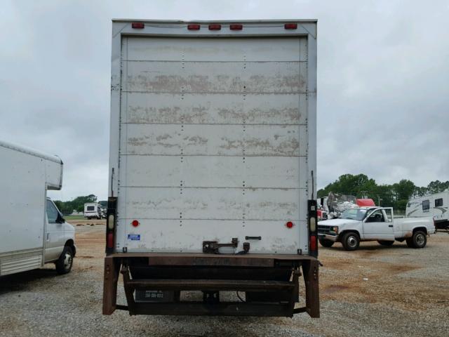 1GDJ7H1M5WJ513579 - 1998 GMC C-SERIES C WHITE photo 6