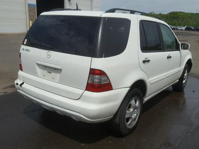 4JGAB57E23A452894 - 2003 MERCEDES-BENZ ML 350 WHITE photo 4