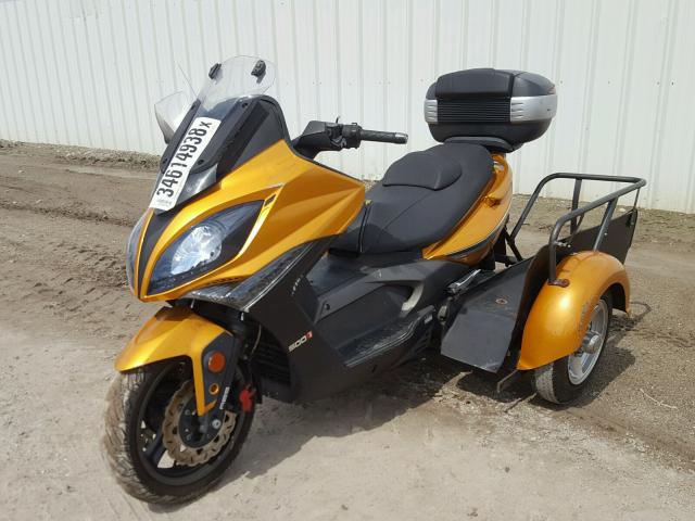 RFBT7S387EB950280 - 2014 KYMCO USA INC XCITING 50 GOLD photo 2