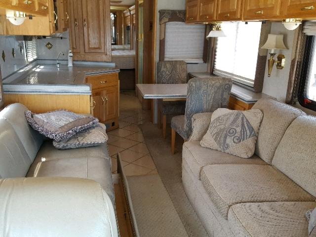 1RF43564642027447 - 2004 ROADMASTER RAIL MONOCOQUE BLACK photo 6