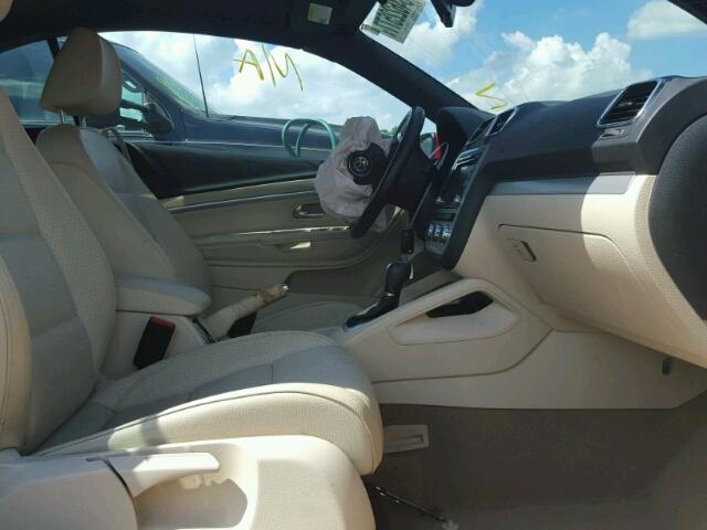 WVWBW8AH9DV008889 - 2013 VOLKSWAGEN EOS KOMFOR წითელი ფოტო 5