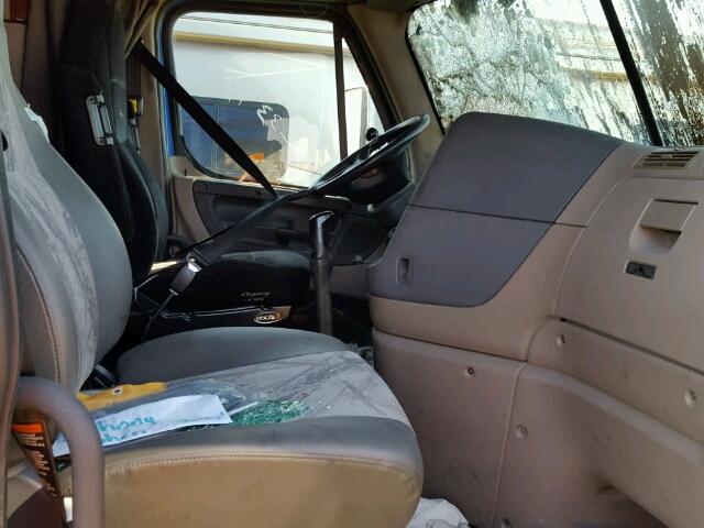 1FUJGLDR2DSBV2541 - 2013 FREIGHTLINER CASCADIA 1 BLUE photo 5