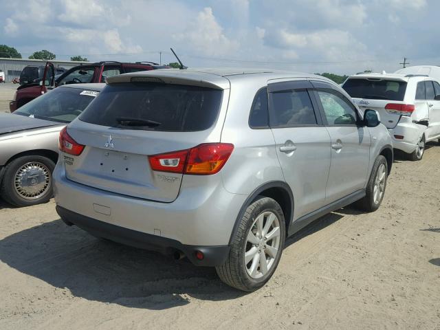 4A4AP3AU6FE005694 - 2015 MITSUBISHI OUTLANDER GRAY photo 4