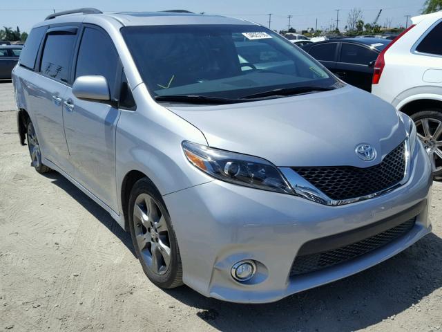 5TDXK3DC5GS725213 - 2016 TOYOTA SIENNA SE SILVER photo 1