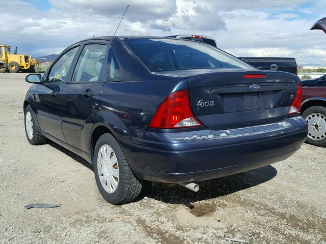 1FAFP34354W169452 - 2004 FORD FOCUS SE C BLUE photo 3