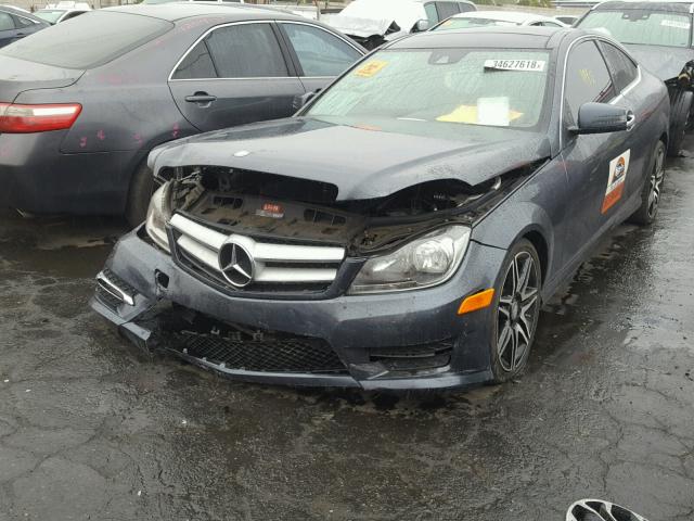 WDDGJ5HB0DF954478 - 2013 MERCEDES-BENZ C350 BLUE photo 2