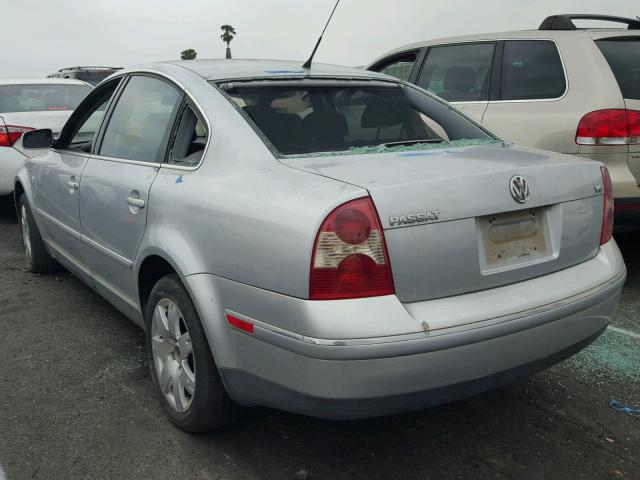 WVWRH63B62P343406 - 2002 VOLKSWAGEN PASSAT GLX 银色 照片 3