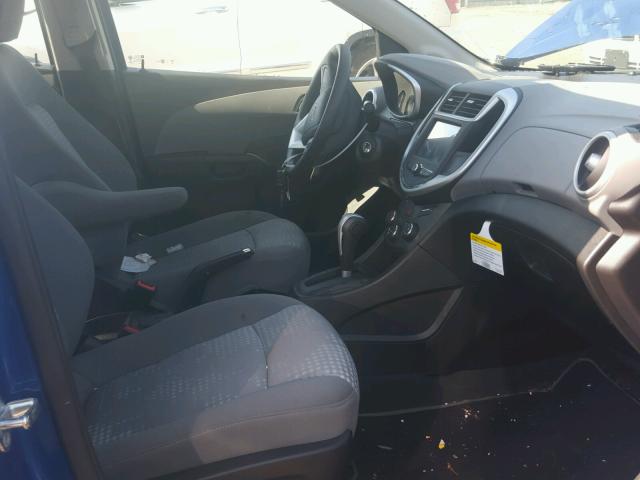 1G1JB5SH0H4157023 - 2017 CHEVROLET SONIC LS 蓝色 照片 5