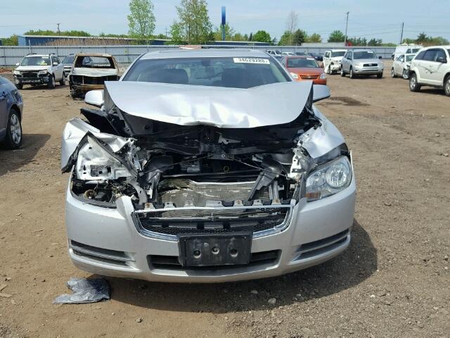1G1ZC5E1XBF257897 - 2011 CHEVROLET MALIBU 1LT SILVER photo 9