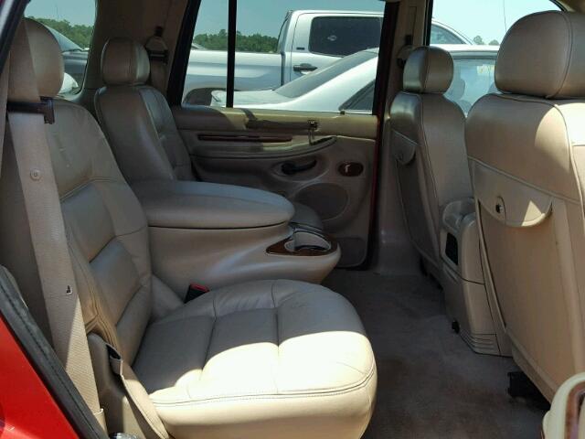 5LMEU27R31LJ16909 - 2001 LINCOLN NAVIGATOR RED photo 6