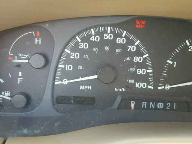 5LMEU27R31LJ16909 - 2001 LINCOLN NAVIGATOR RED photo 8