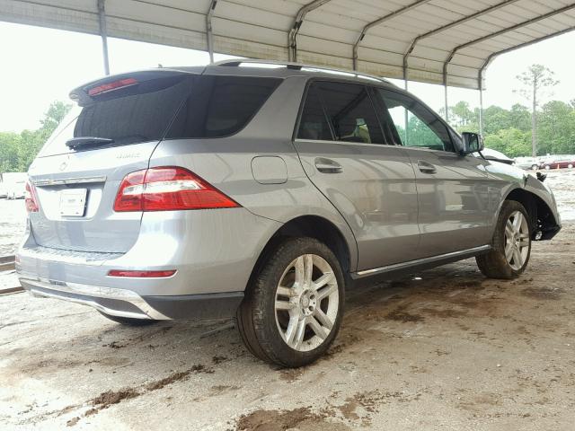 4JGDA5HBXDA173229 - 2013 MERCEDES-BENZ ML 350 4MA SILVER photo 4