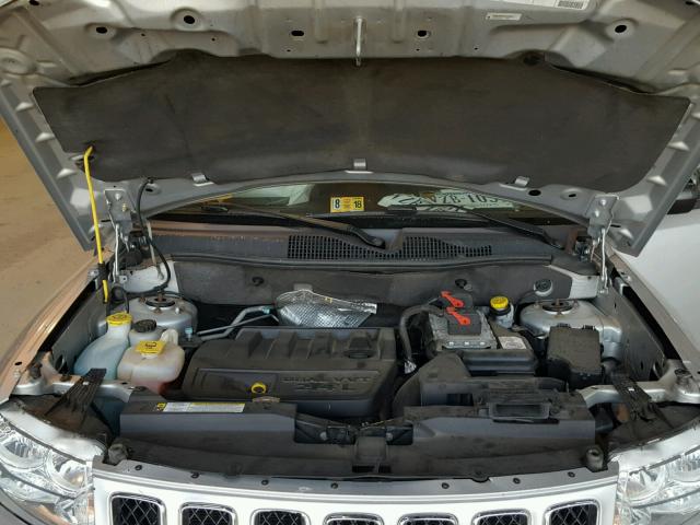1C4NJDBBXCD537934 - 2012 JEEP COMPASS SP SILVER photo 7