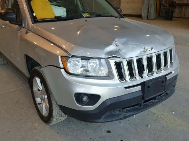 1C4NJDBBXCD537934 - 2012 JEEP COMPASS SP SILVER photo 9