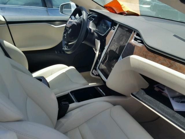 5YJSA1E22JF248033 - 2018 TESLA MODEL S Սպիտակ լուսանկար 5