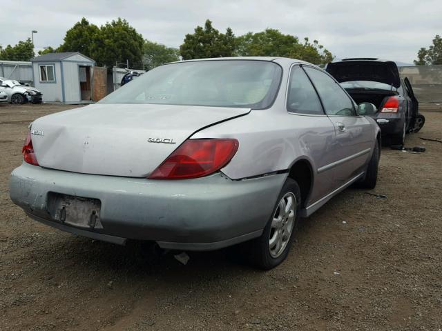 19UYA2252WL000899 - 1998 ACURA 3.0CL SILVER photo 4