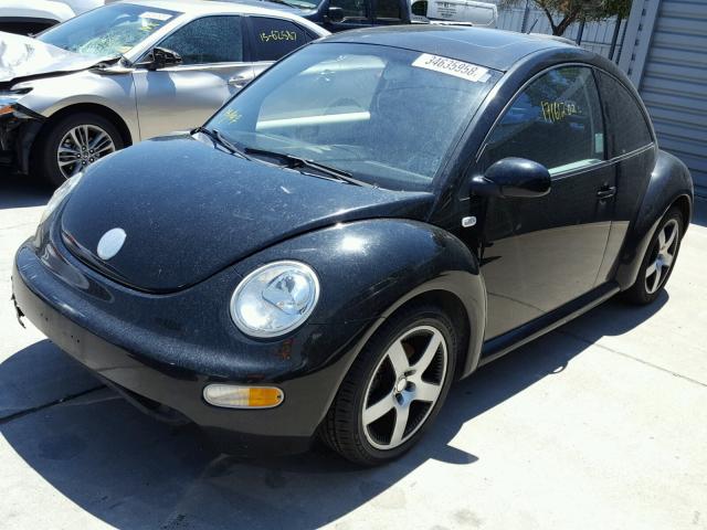 3VWED21C72M442799 - 2002 VOLKSWAGEN NEW BEETLE 黑色 照片 2