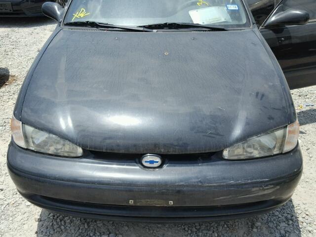 1Y1SK52861Z431003 - 2001 CHEVROLET GEO PRIZM BLACK photo 7