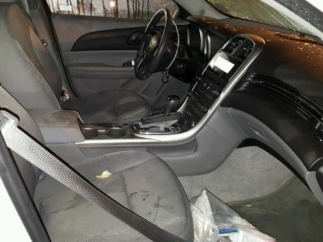 1G11B5SA8DF348738 - 2013 CHEVROLET MALIBU LS 白色 照片 5