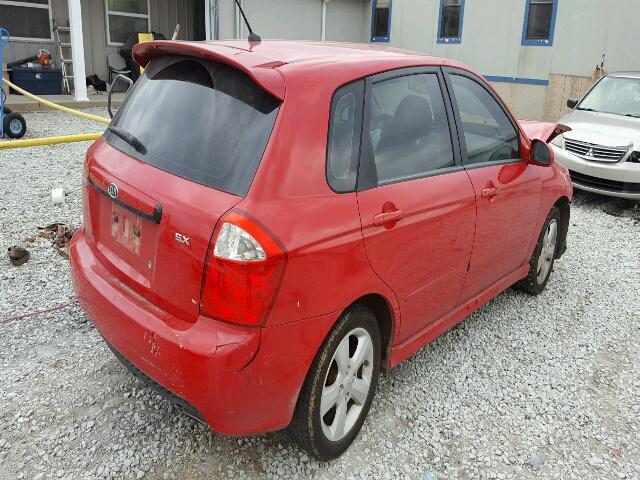 KNAFE161775005255 - 2007 KIA SPECTRA5 S RED photo 4