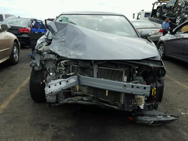 JTKJF5C72B3010581 - 2011 TOYOTA SCION TC 灰色 照片 9