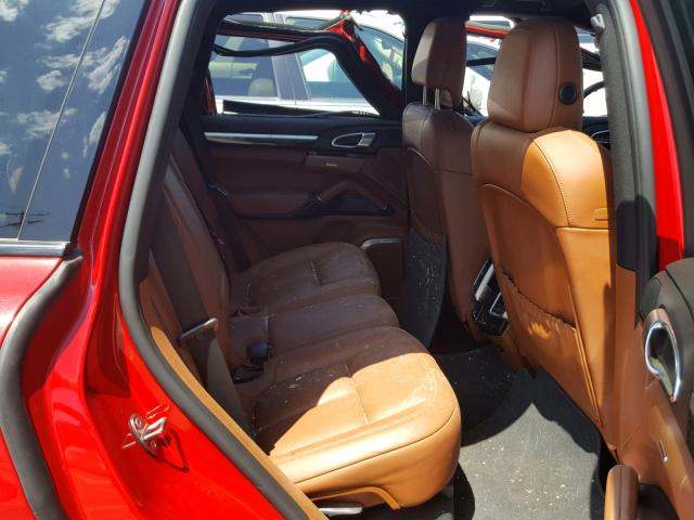 WP1AE2A28GLA60911 - 2016 PORSCHE CAYENNE SE RED photo 6