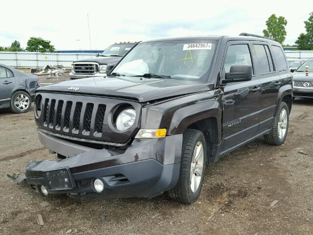 1C4NJPFA1ED619962 - 2014 JEEP PATRIOT LA GRAY photo 2