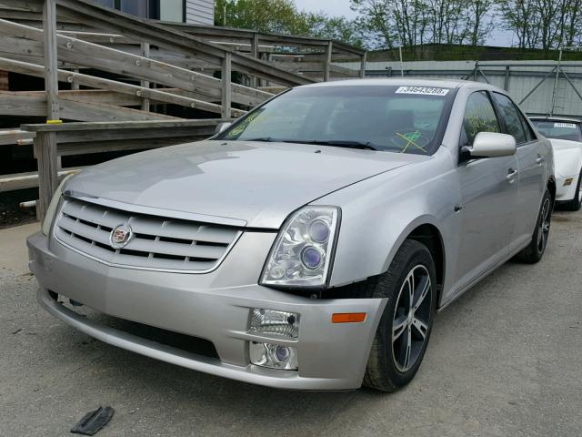 1G6DW677560154026 - 2006 CADILLAC STS SILVER photo 2