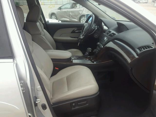 2HNYD2H79AH516983 - 2010 ACURA MDX ADVANC SILVER photo 5