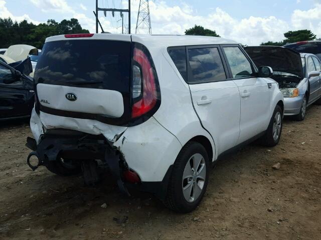 KNDJN2A20E7718101 - 2014 KIA SOUL WHITE photo 4