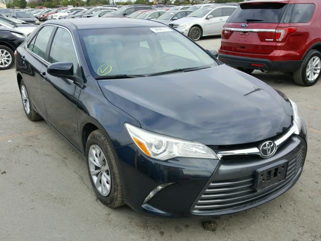 4T4BF1FK8FR450150 - 2015 TOYOTA CAMRY LE GRAY photo 1