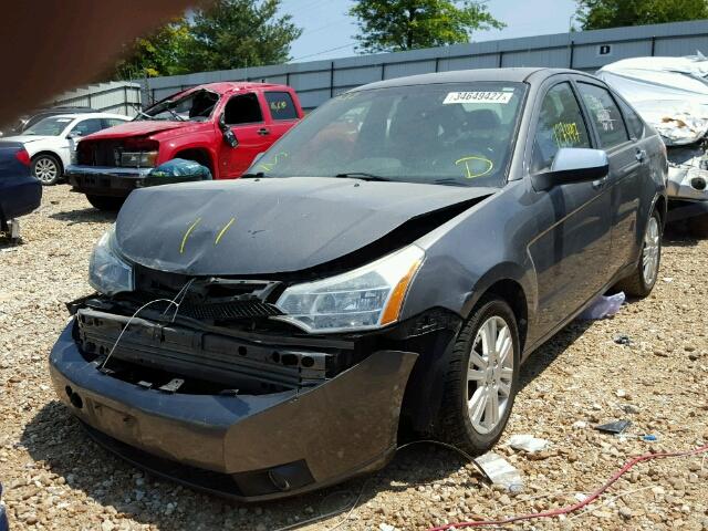 1FAHP3HN9AW109030 - 2010 FORD FOCUS SEL GRAY photo 2