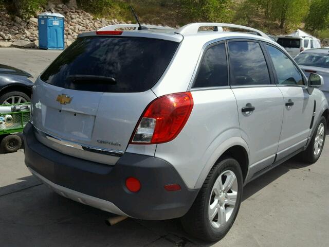3GNAL2EK2ES601743 - 2014 CHEVROLET CAPTIVA LS 银色 照片 4