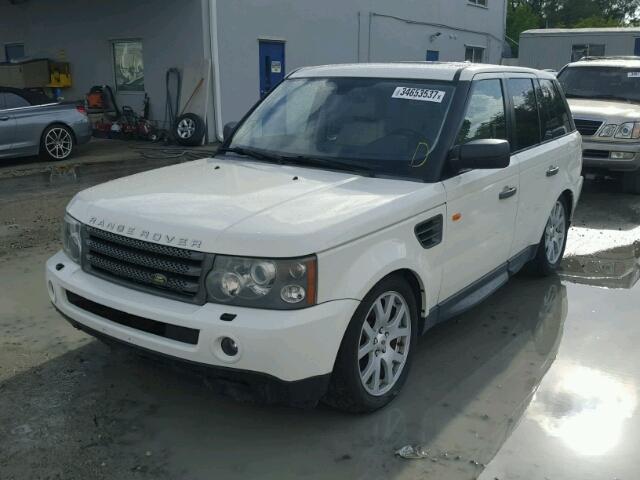 SALSK25447A105101 - 2007 LAND ROVER RANGE ROVE WHITE photo 2