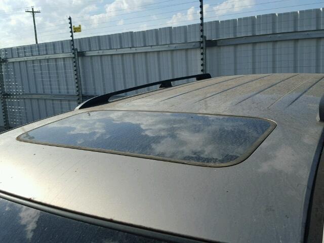 5FNYF18675B052816 - 2005 HONDA PILOT EXL GOLD photo 9