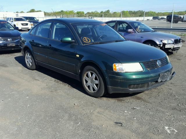 WVWPD63B8XE385257 - 1999 VOLKSWAGEN PASSAT GLX 绿色 照片 1